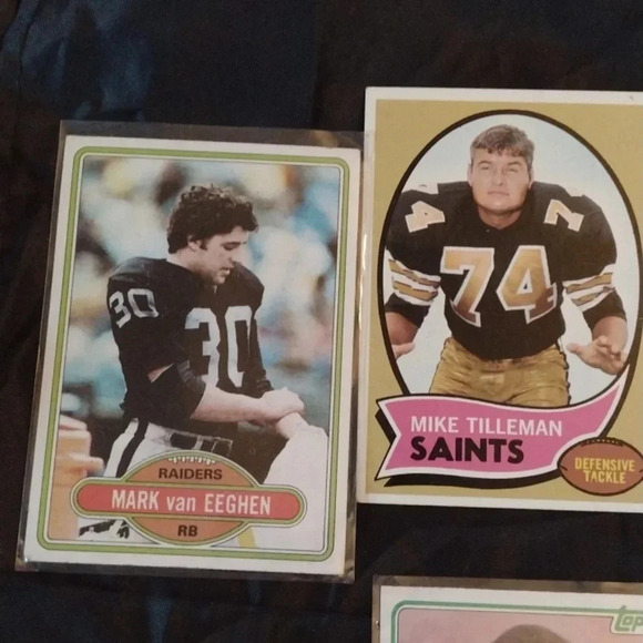 Football Cards/Dan Marino figure - Picture 3 of 4